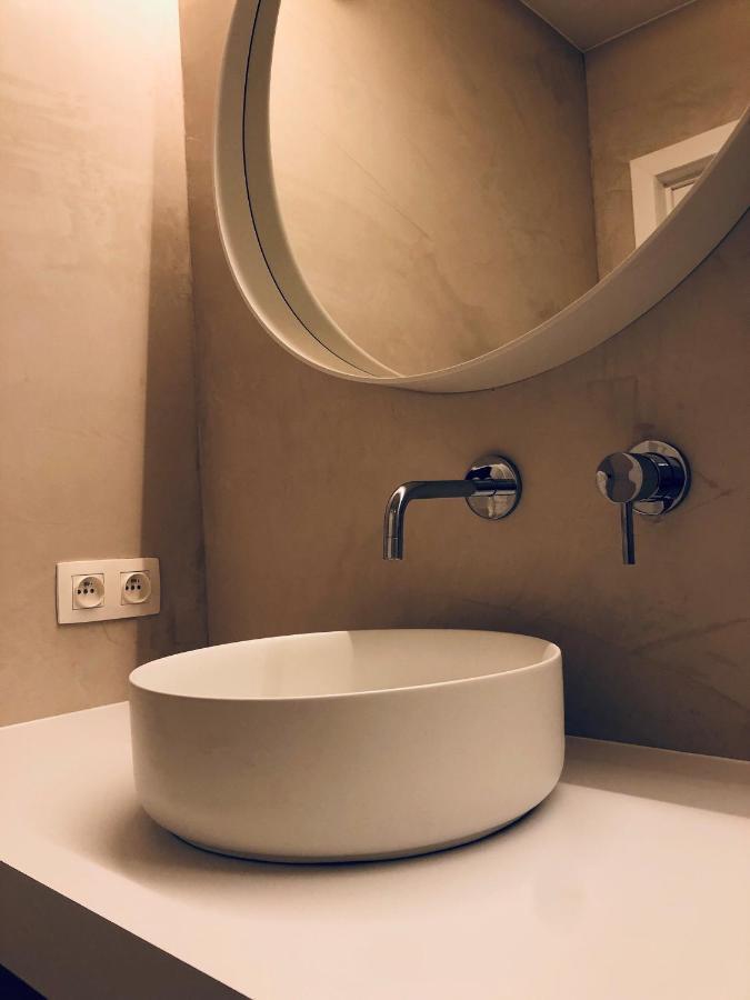 Suites Le Porte-Bonheur Bruges Exterior photo